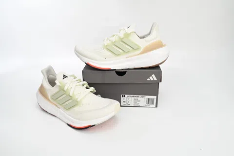 adidas Ultraboost Light Pink/Black – photo 10