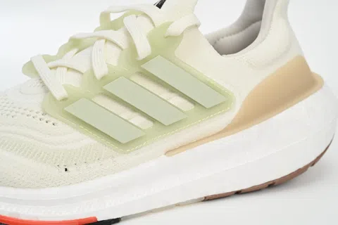 adidas Ultraboost Light Pink/Black – photo 6