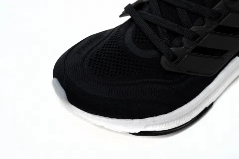 adidas Ultraboost Light Black/White – photo 10