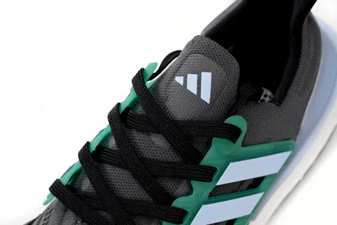 adidas Ultraboost Light Green/White – photo 7