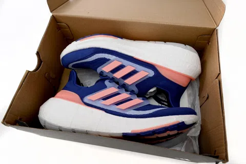 adidas Ultraboost Light Blue/Pink – photo 11
