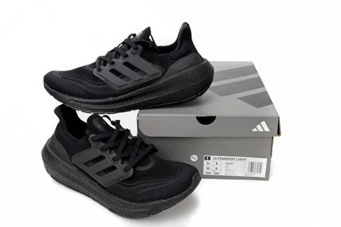 adidas Ultraboost Light Triple Black – photo 10