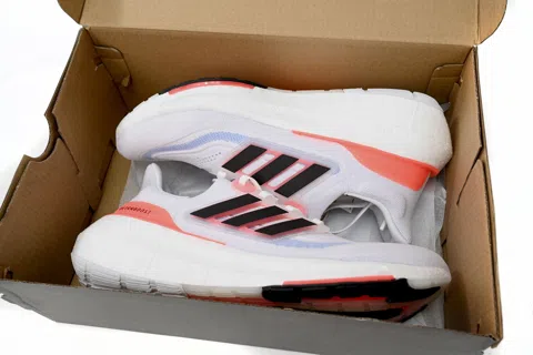 adidas Ultraboost Light Cream – photo 12