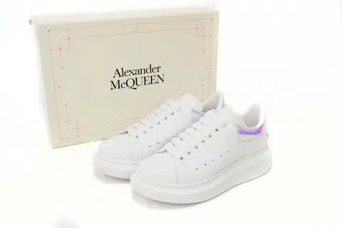Alexander McQueen Oversized Sneaker Holographic – photo 8