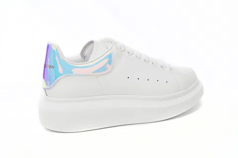 Alexander McQueen Oversized Sneaker Holographic – photo 3