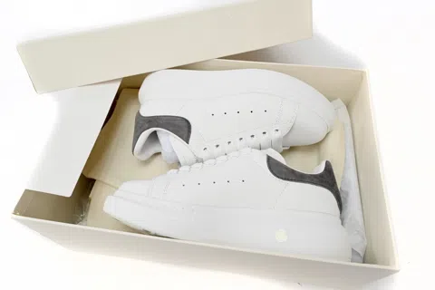 Alexander McQueen Oversized Sneaker Cloud White – photo 10