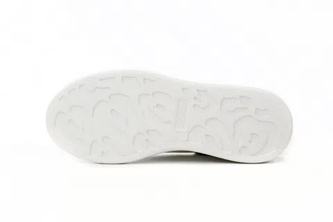 Alexander McQueen Oversized Sneaker Cloud White – photo 5