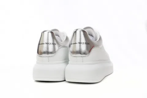 Alexander McQueen Oversized Sneaker Silver – photo 4