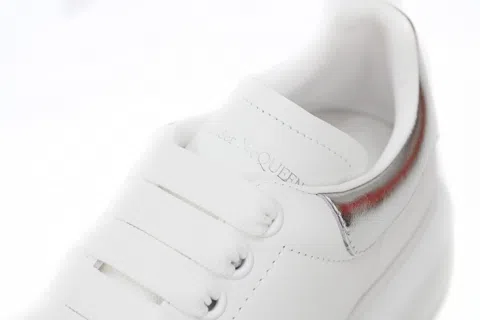 Alexander McQueen Oversized Sneaker Silver – photo 6