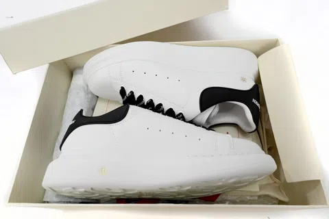 Alexander McQueen Oversized Sneaker Black – photo 10