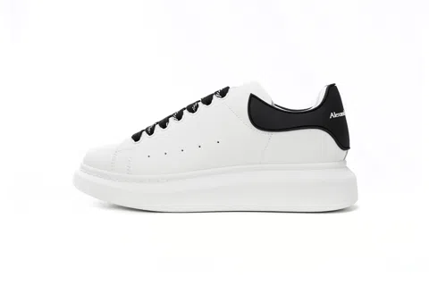 Alexander McQueen Oversized Sneaker Black