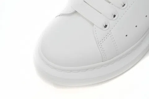 Alexander McQueen Oversized Sneaker Black – photo 7