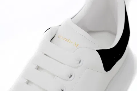 Alexander McQueen Oversized Sneaker Black – photo 6