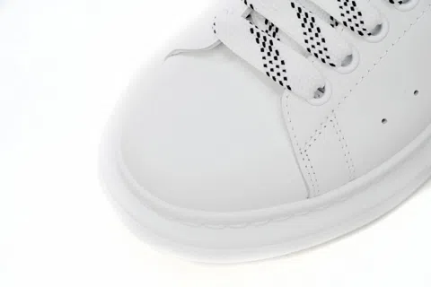 Alexander McQueen Oversized Sneaker Stone – photo 7