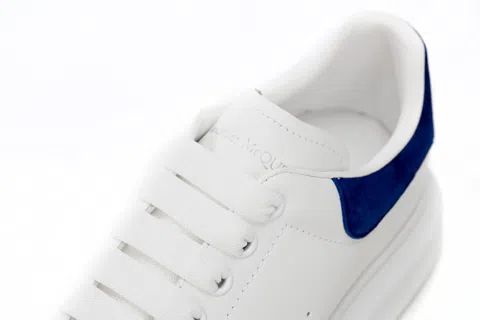 Alexander McQueen Oversized Sneaker Navy – photo 6