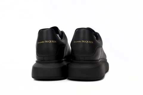 Alexander McQueen Oversized Sneaker Triple Black – photo 4