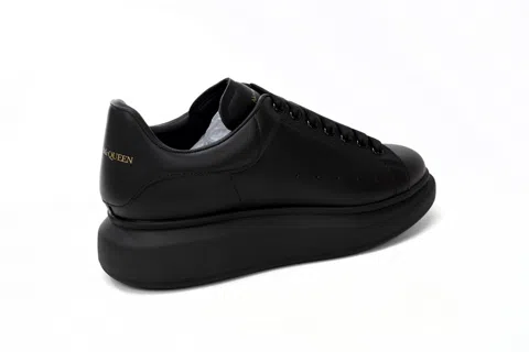 Alexander McQueen Oversized Sneaker Triple Black – photo 3