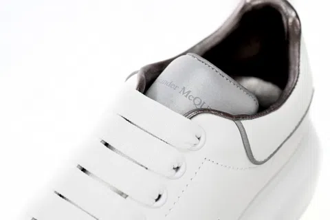 Alexander McQueen Oversized Sneaker Silver – photo 6