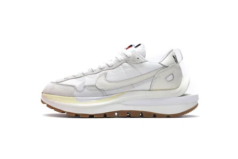 Nike sacai x Nike VaporWaffle White Gum