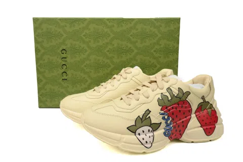 Gucci Rhyton Strawberry Print – photo 11