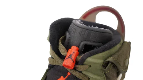 Air Jordan 6 Olive – photo 4