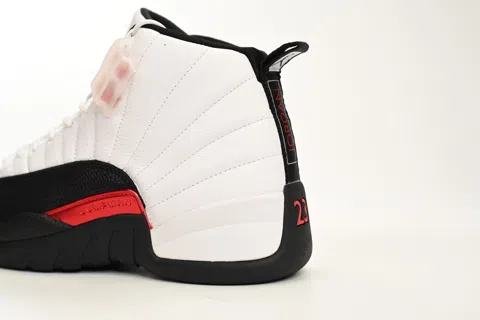 Air Jordan 12 Red Taxi – photo 4