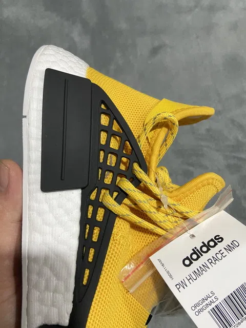 Pharrell x adidas NMD Hu Yellow – photo 3