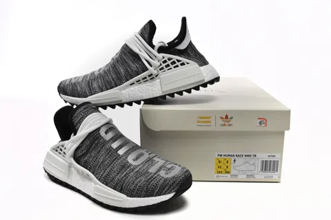 Pharrell x adidas NMD Hu Core Black – photo 11