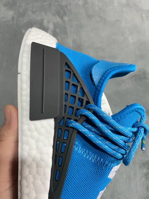 Pharrell x adidas NMD Hu Blue – photo 5