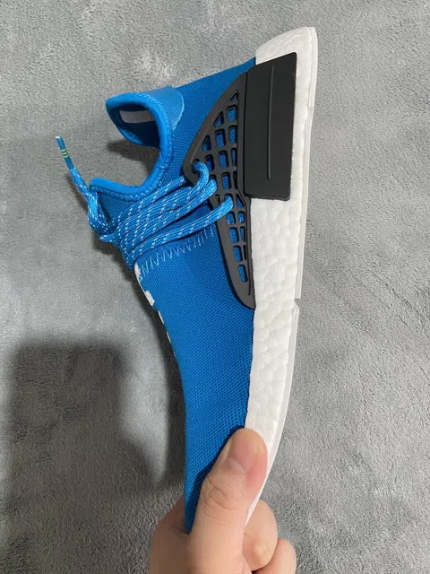 Pharrell x adidas NMD Hu Blue – photo 6
