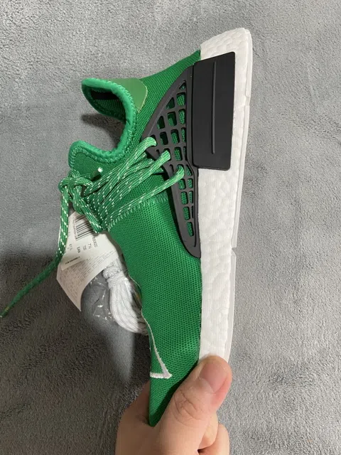 Pharrell x adidas NMD Hu Green – photo 6