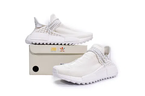 Pharrell x adidas NMD Hu White – photo 12
