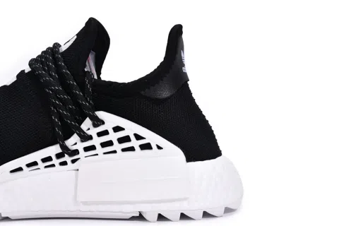 Pharrell x adidas NMD Hu Black/White – photo 3