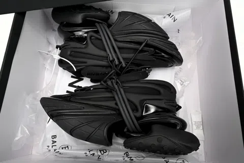 Balmain Sneakers Triple Black – photo 10