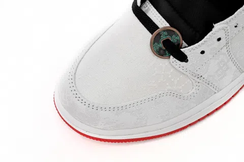 Air Jordan 1 Mid Fearless – photo 7