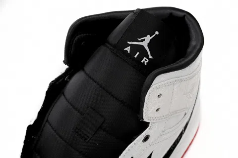 Air Jordan 1 Mid Fearless – photo 8