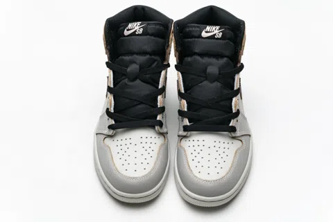 Air Jordan 1 High Grey – photo 6