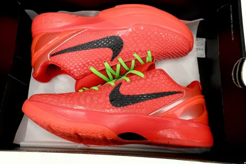 Nike Kobe 6 Reverse Grinch – photo 11