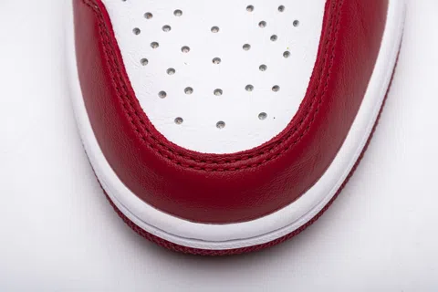 Air Jordan 1 High Chicago – photo 9
