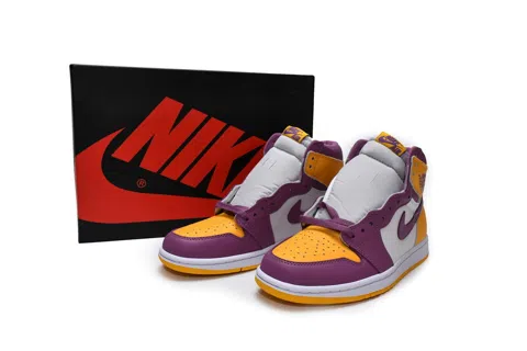 Air Jordan 1 High Brotherhood – photo 11