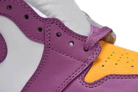 Air Jordan 1 High Brotherhood – photo 10