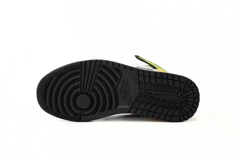 Air Jordan 1 High Black/Yellow – photo 5