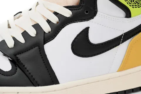 Air Jordan 1 High Black/Yellow – photo 6