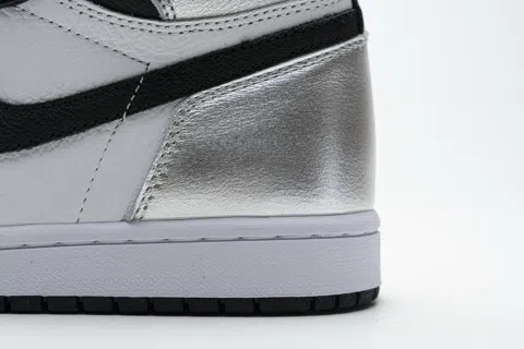 Air Jordan 1 High Silver Toe – photo 10