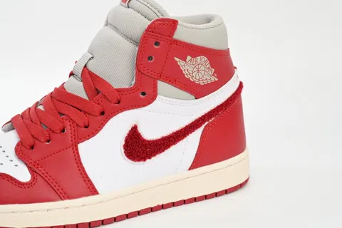 Air Jordan 1 High Chenille – photo 4