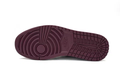 Air Jordan 1 High Bordeaux – photo 6