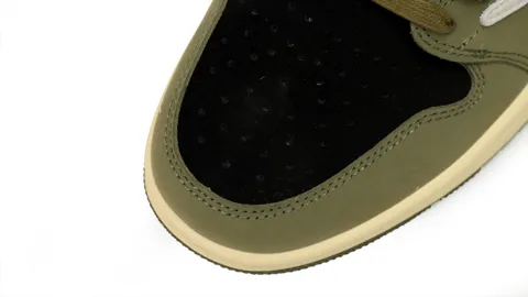 Travis Scott x Air Jordan 1 Low Black Olive – photo 6