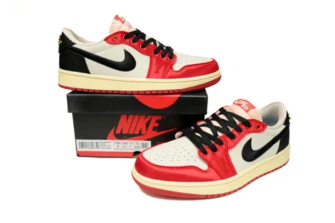 Air Jordan 1 Low Chicago – photo 10