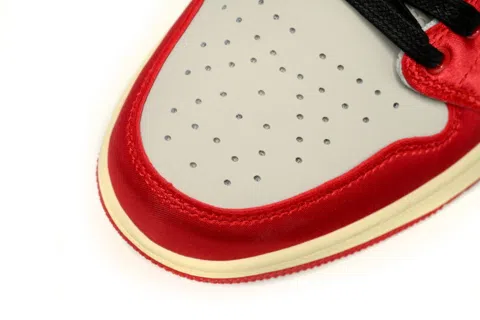 Air Jordan 1 Low Chicago – photo 7
