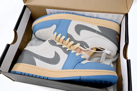 Air Jordan 1 Low University Blue/Grey – photo 11